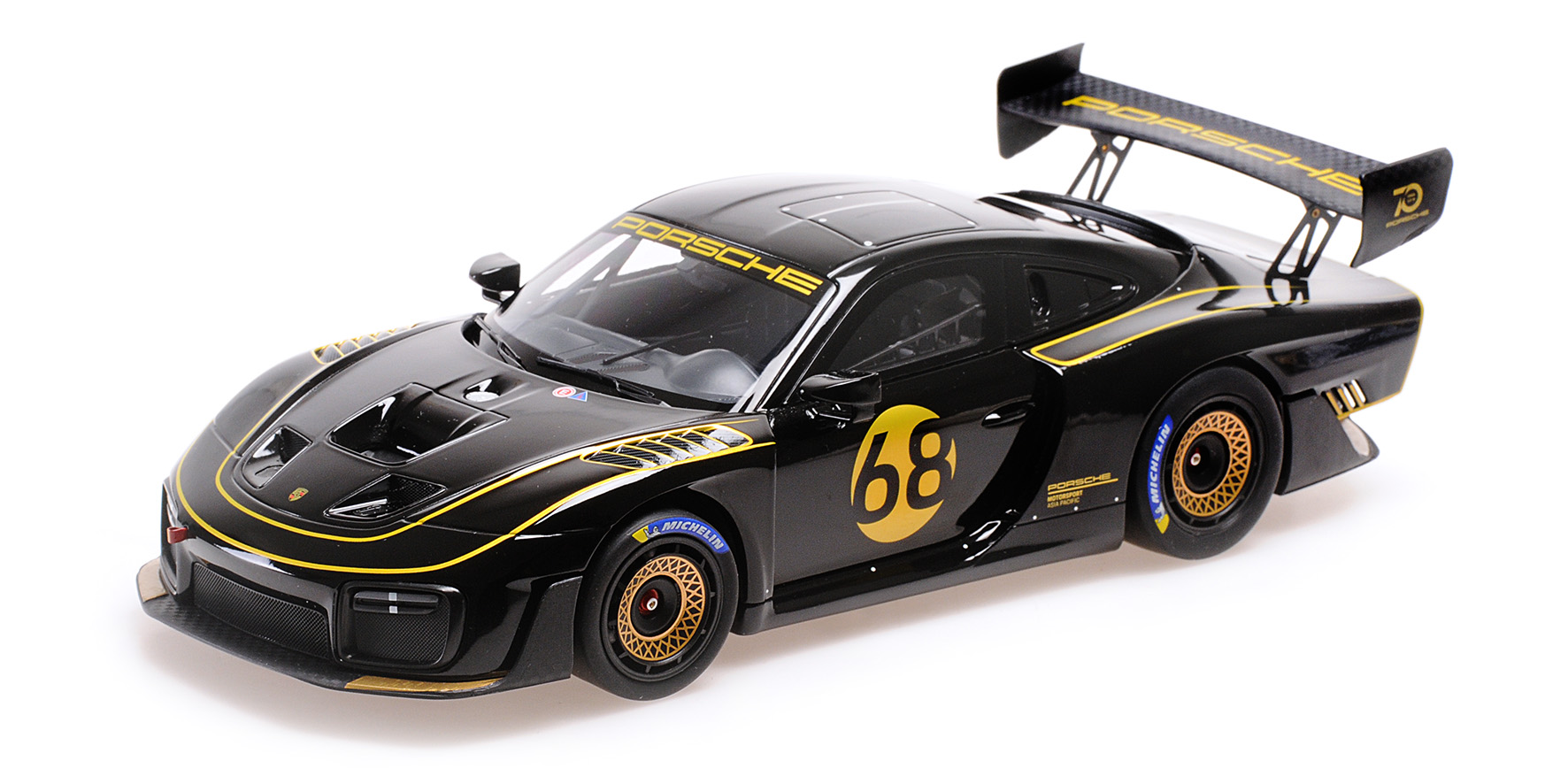 PORSCHE 935/19 BLACK WITH GOLD STRIPES 2020