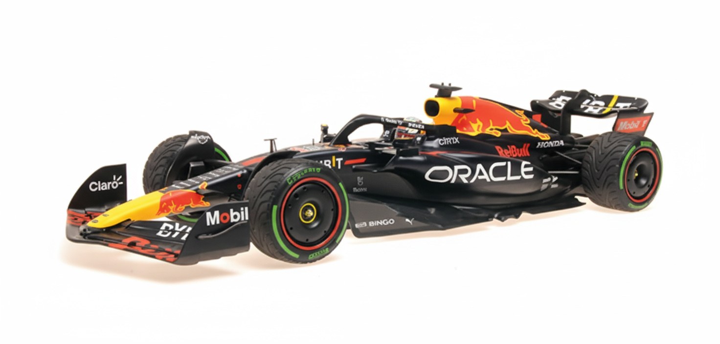 RED BULL RACING HONDA RB18 MAX VERSTAPPEN WINNER JAPAN GP WORLD CHAMPION 2022