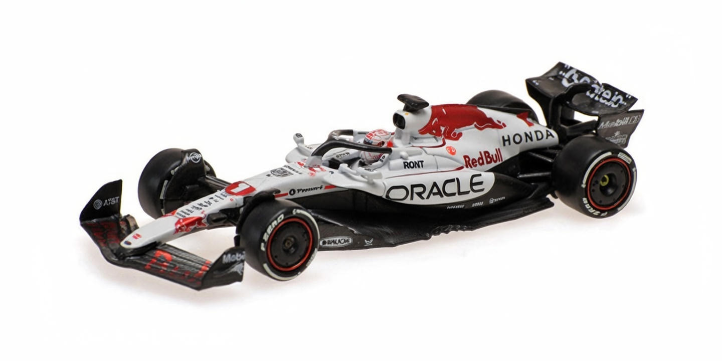 RED BULL RACING RB21 MAX VERSTAPPEN WINNER JAPANESE GP 2025