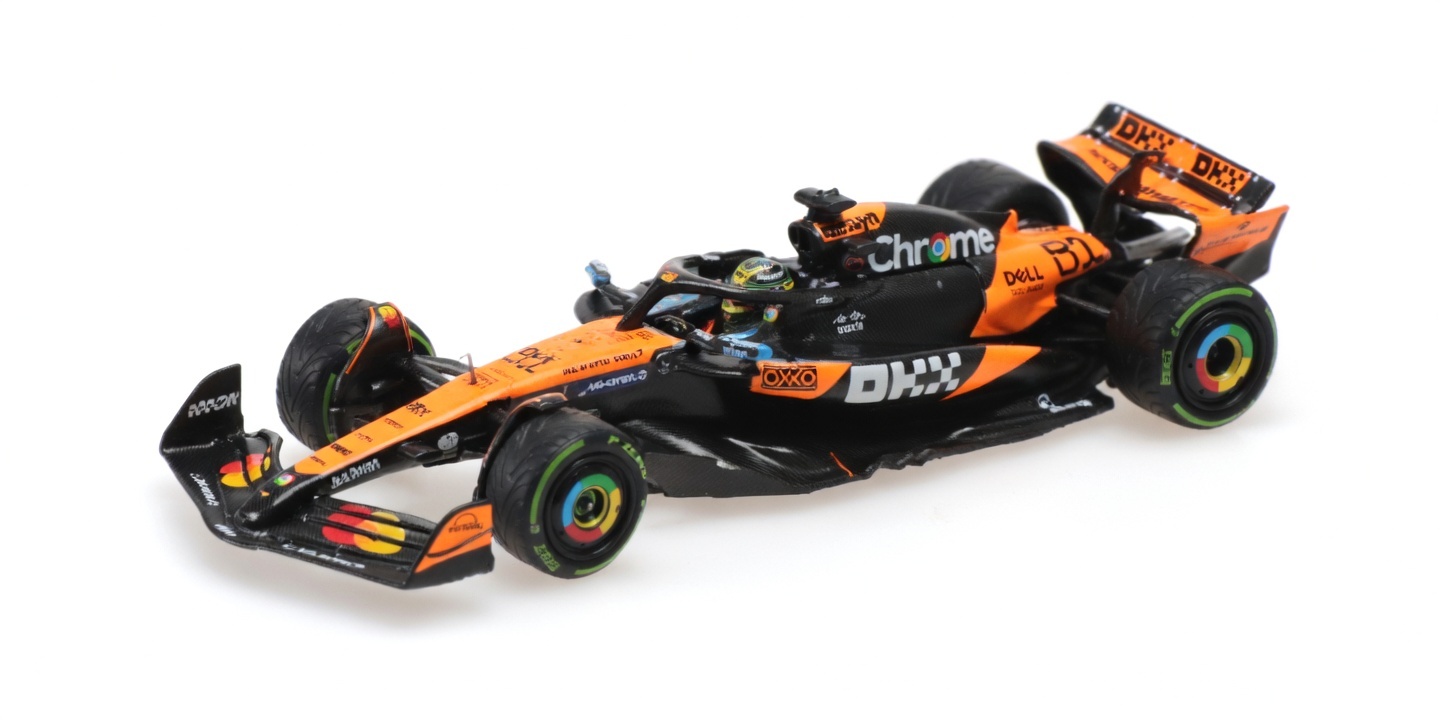 McLAREN MCL39 OSCAR PIASTRI AUSTRALIAN GP 2025