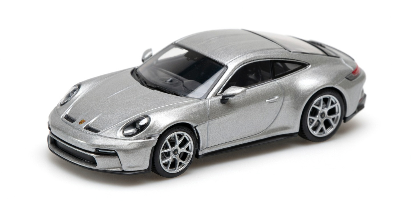 PORSCHE 911 (992) S/T SILVER 2023