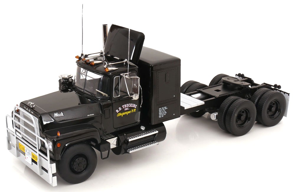 Collectible RoadKings MACK RL 700L 1974 BLACK RUBBER DUCK Diecast 1/18
